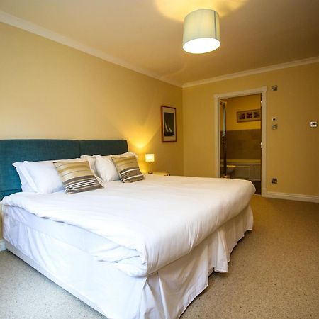 Turnberry Apartments חדר תמונה