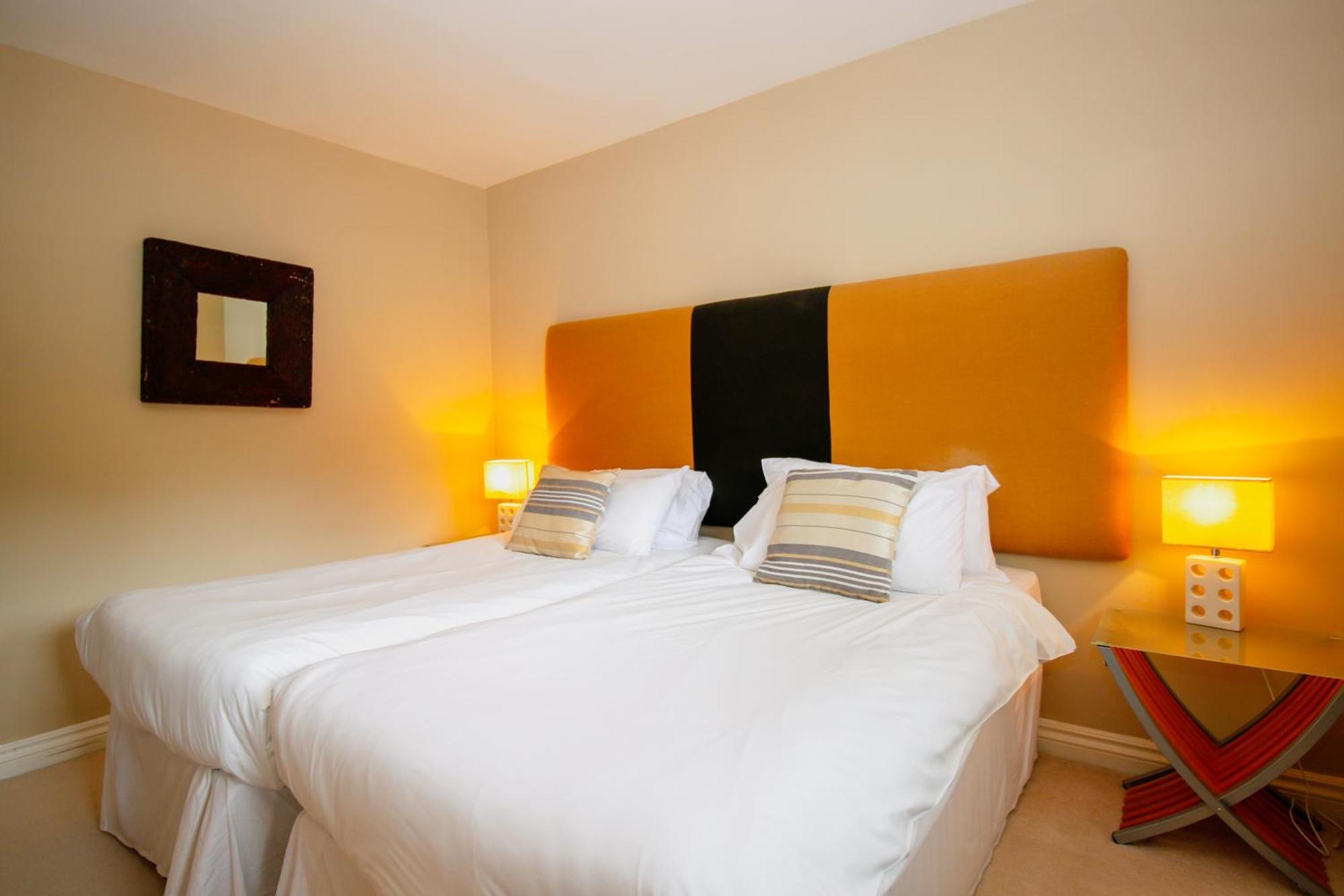 Turnberry Apartments חדר תמונה